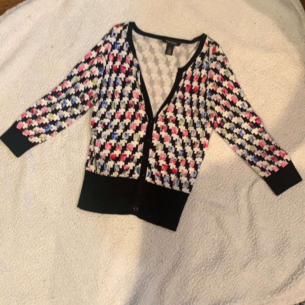 Whitehouse Black Market cardigan. Size Medium but more like a small. NWOT